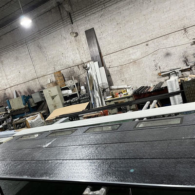 Porte sectionnelle en acier de garage de villa contemporaine en aluminium en gros de Tesia