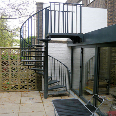 Escaliers en spirale en acier modernes d'intérieur/extérieurs avec la balustrade inoxydable