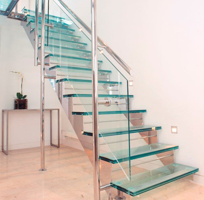 Escalier droit moderne d'étape en verre avec la balustrade en verre d'acier inoxydable