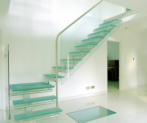 Escalier droit moderne d'étape en verre avec la balustrade en verre d'acier inoxydable