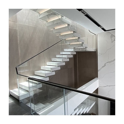 La pierre à extrémité élevé fait un pas lisse droite de forme de l'escalier LED Zig Zag