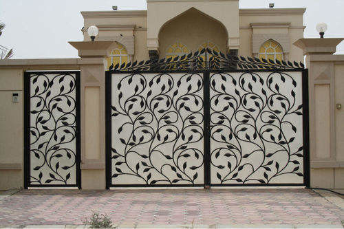 Nouvelle porte galvanisée de fer de conception, conception moderne de porte de tuyau de fer