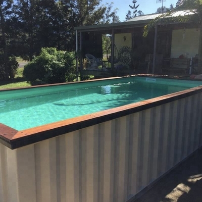Extérieurs adaptés aux besoins du client colorent 20' 40' piscine de récipient d'expédition avec 2&quot; fenêtre épaisse et escalier en acier