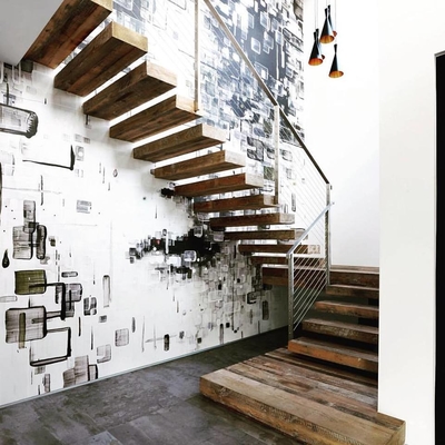 Le bois d'intérieur d'escalier de grenier d'économie de l'espace de style australien marchent l'escalier droit de flottement