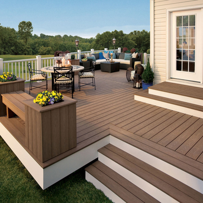 Decking composé résistant UV de PVC de 18mm Matt Plastic Wood Grain Flooring