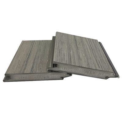 Decking composé résistant UV de PVC de 18mm Matt Plastic Wood Grain Flooring