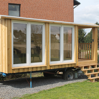 Chambre portative de conteneur de mobile modulaire préfabriqué économique de GV BV sur des roues