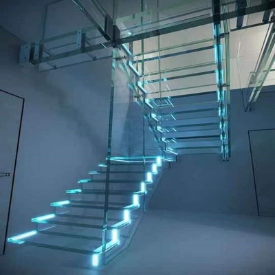 Escalier en spirale en verre d'économie de l'espace