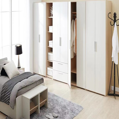 Cabinet de marche en bois de couleur multi