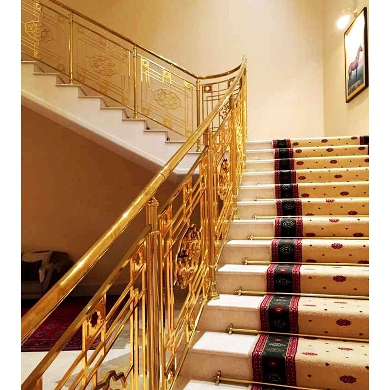 Balustrade inoxydable de clôture décorative de plaque d'acier de balustre en métal fait sur commande solides solubles pour des escaliers